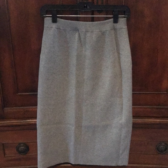 🔥NEW Express high waisted sweater skirt - Picture 4 of 5